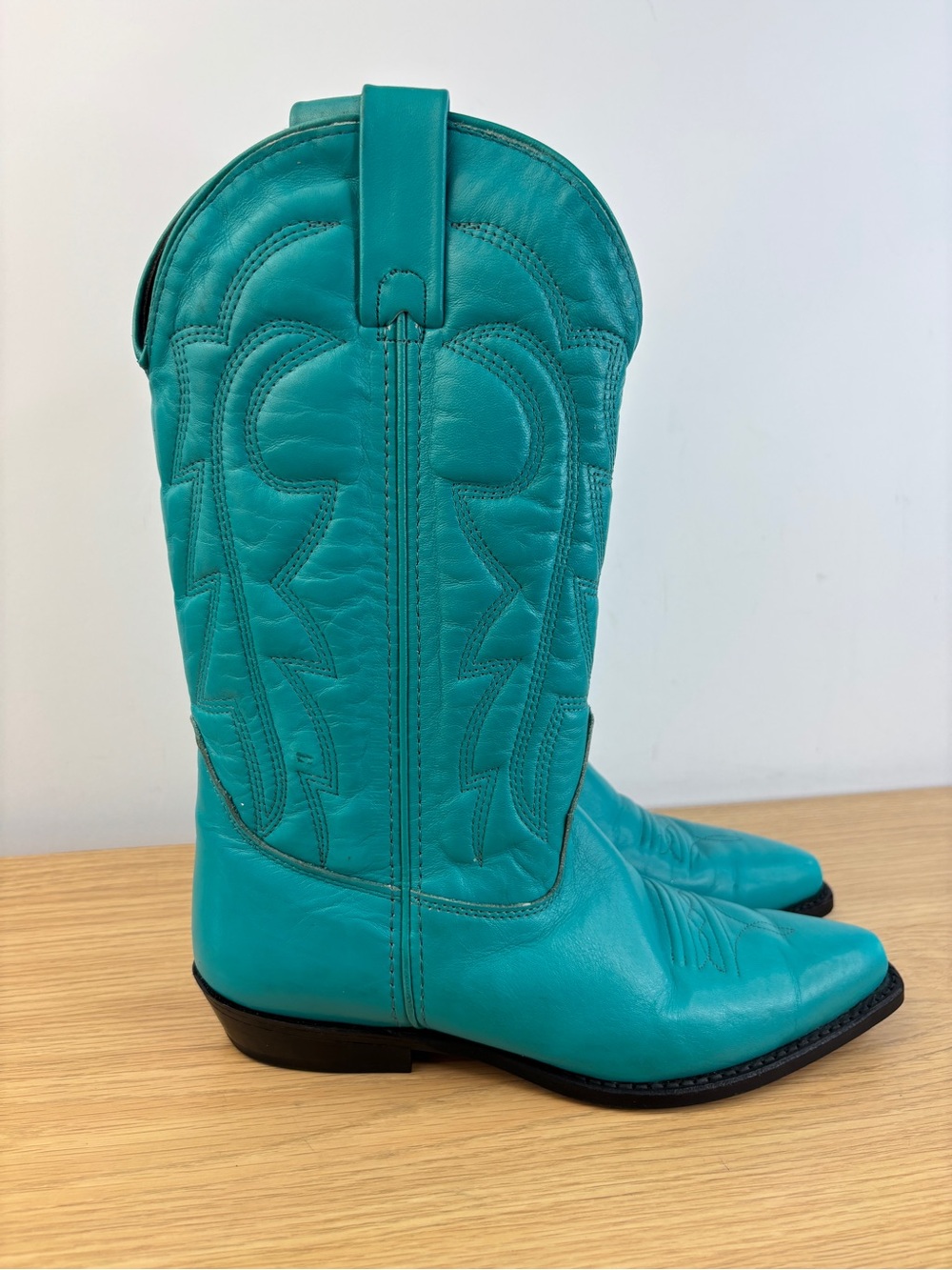 Vintage Vittorio Ricci Studios Women's 8.5 Turquoise Western Leather Boots